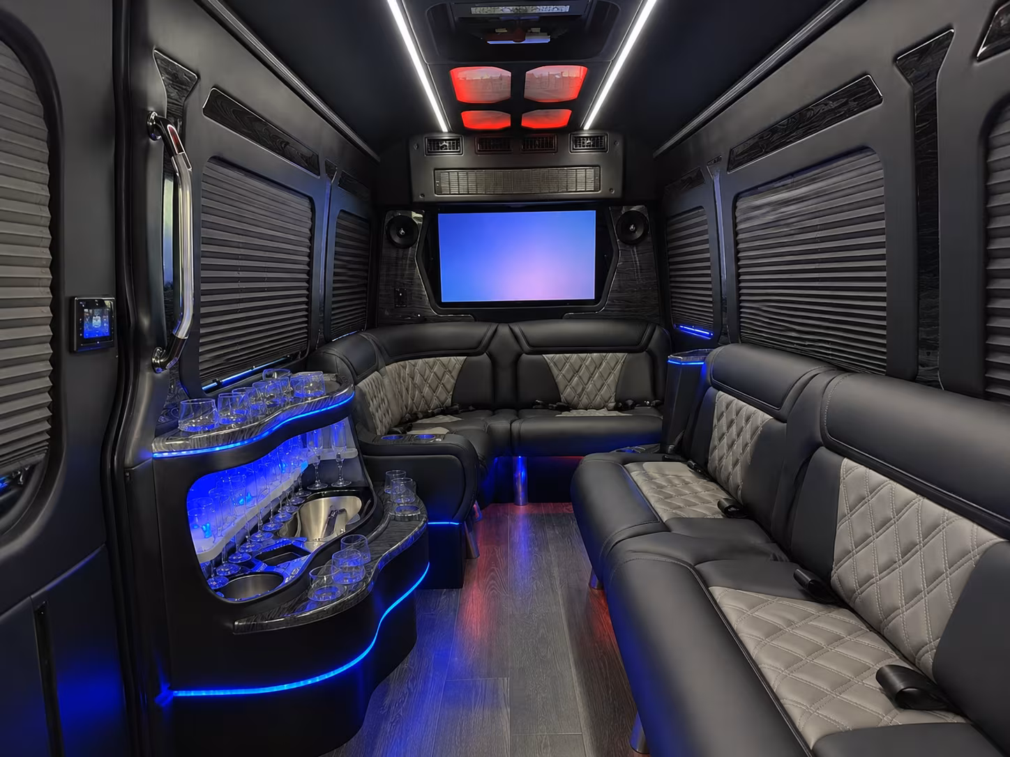 bus rentals for bands and performers traveling through oxford