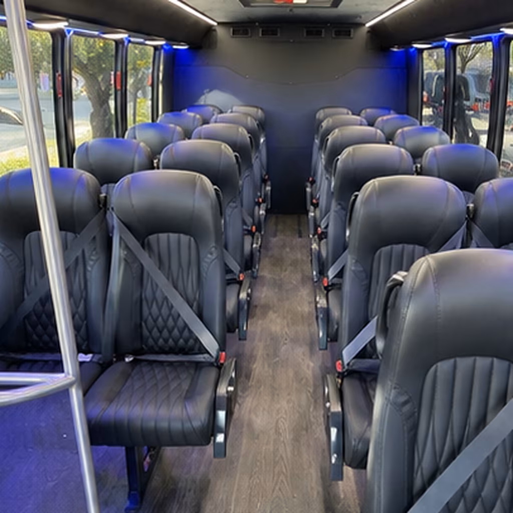 compare bus rental pricing in oxford online upfront and in minutes