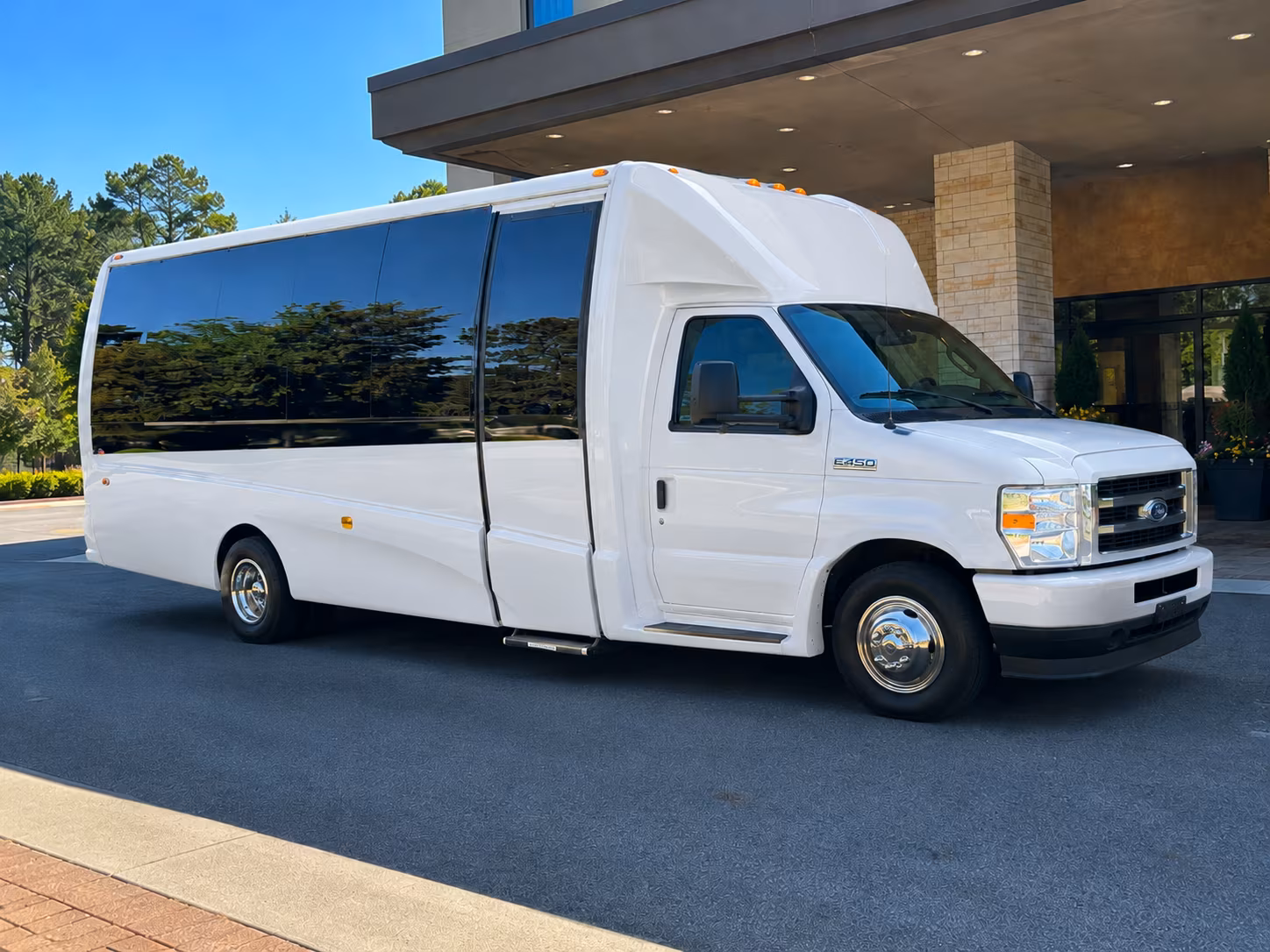 conference and convention shuttle buses at the oxford conference center