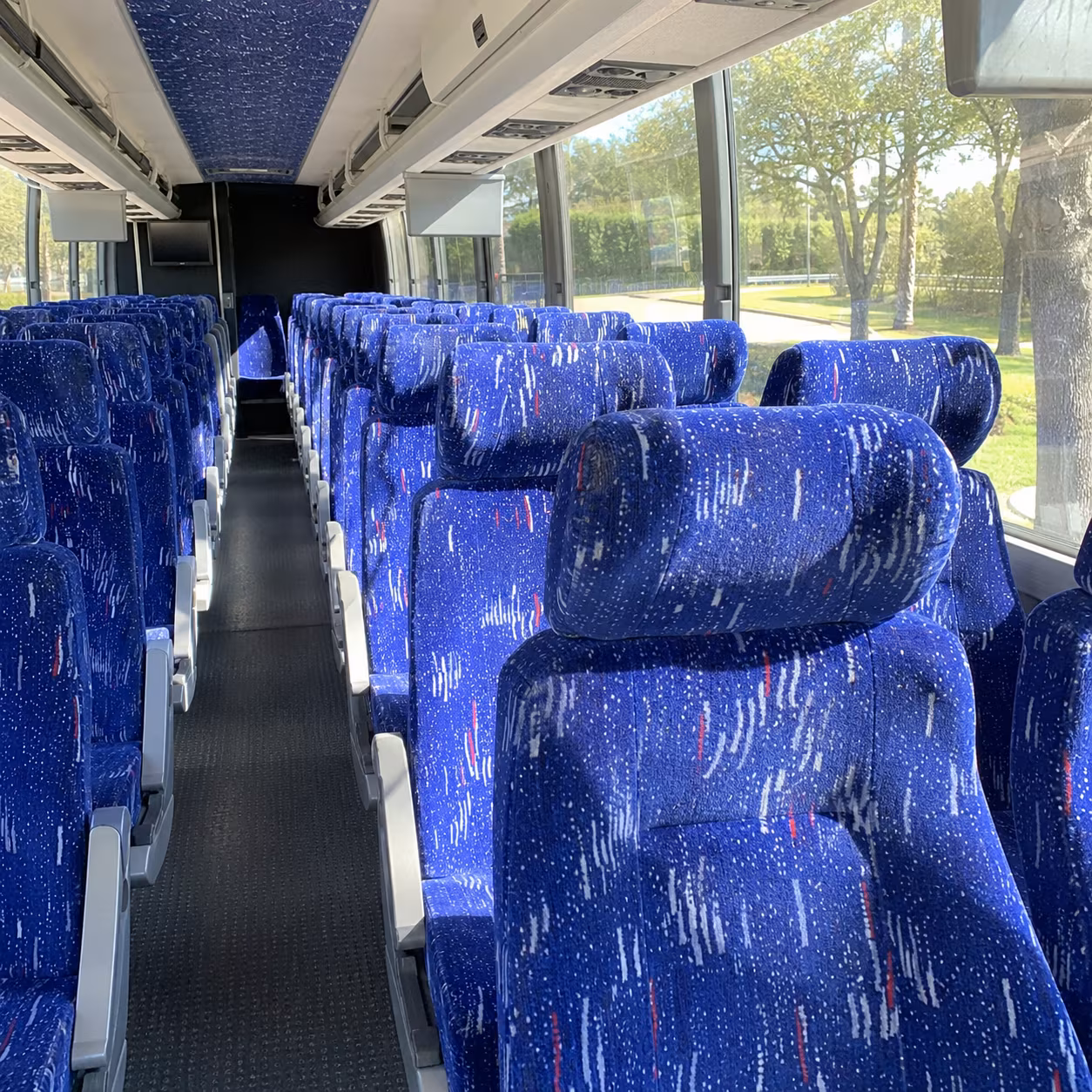 memphis international airport mem charter bus transfers to oxford