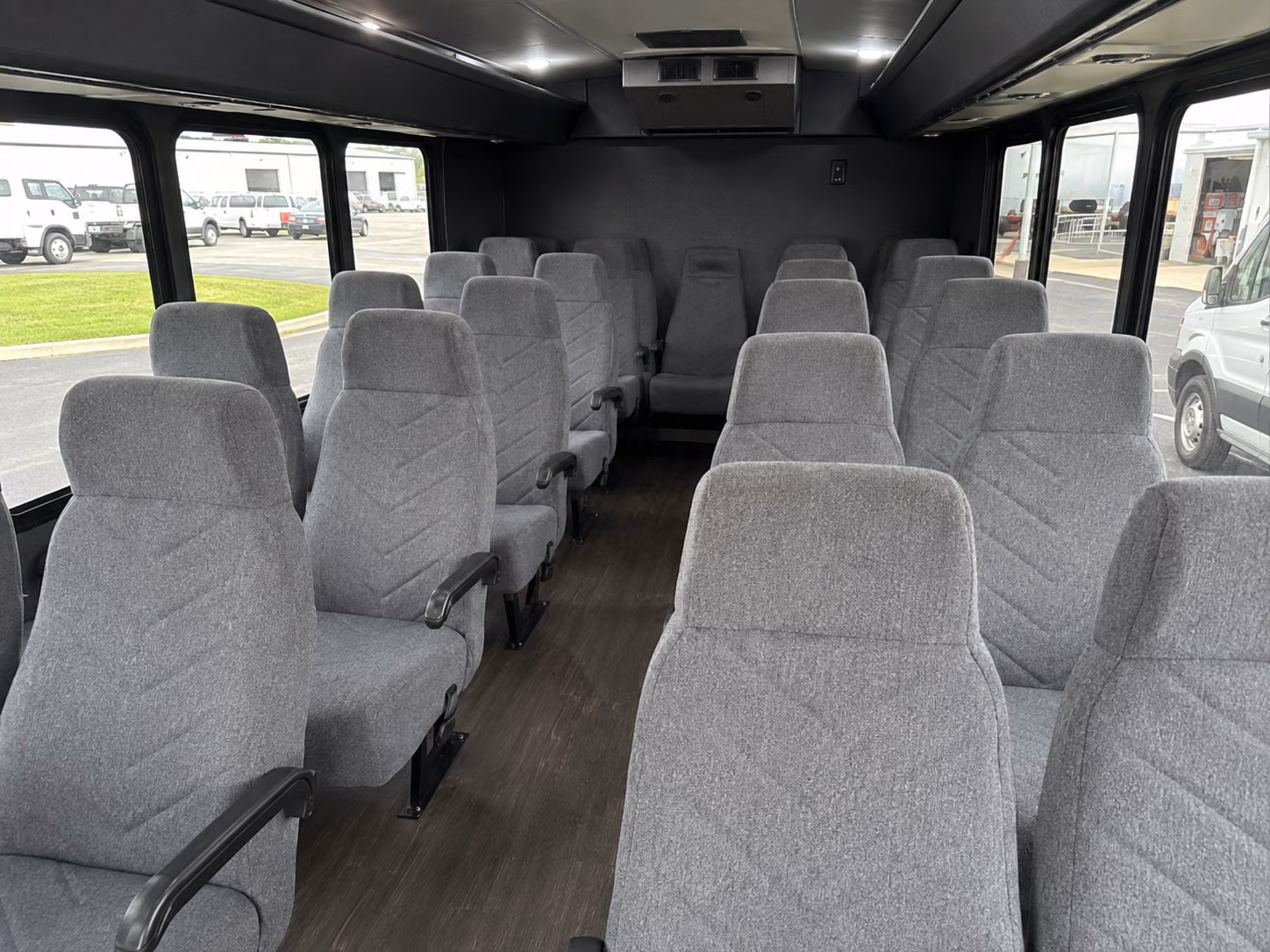 minibus rentals for oxford area prom groups of every size