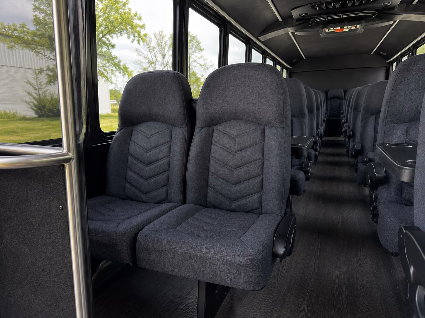 minibus shuttles between oxford s square district and business campuses