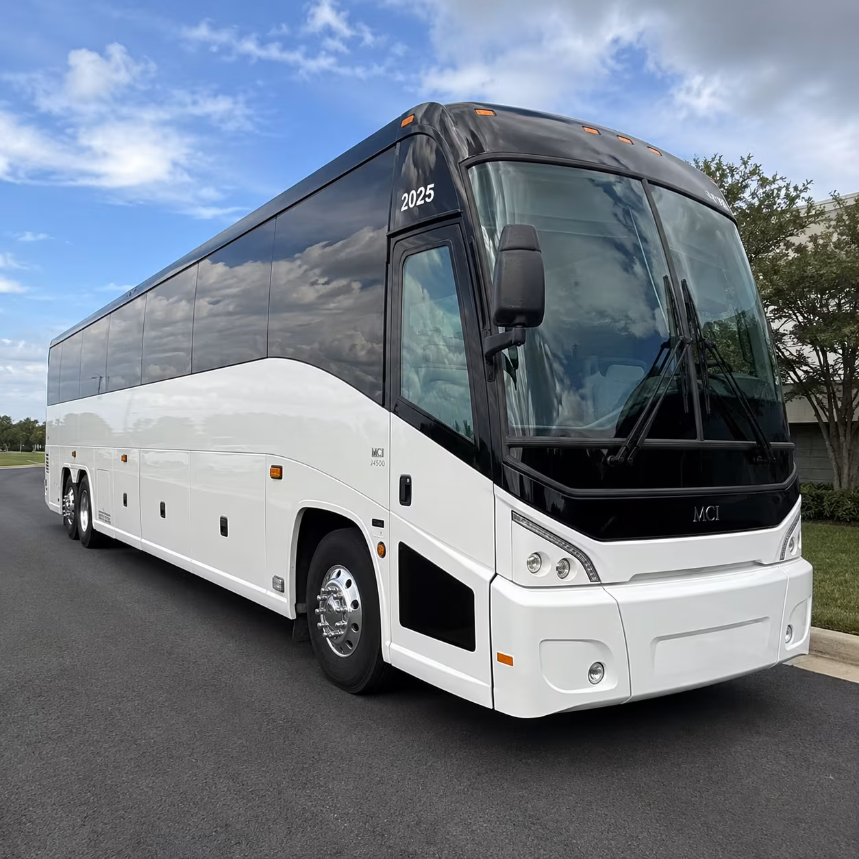 shuttle buses for personnel transfers to columbus air force base and camp shelby